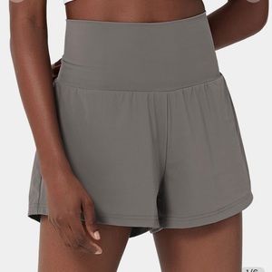 NWT Halara Back Pocket Plus Side Hidden Pocket 2-in-1 Gym Shorts